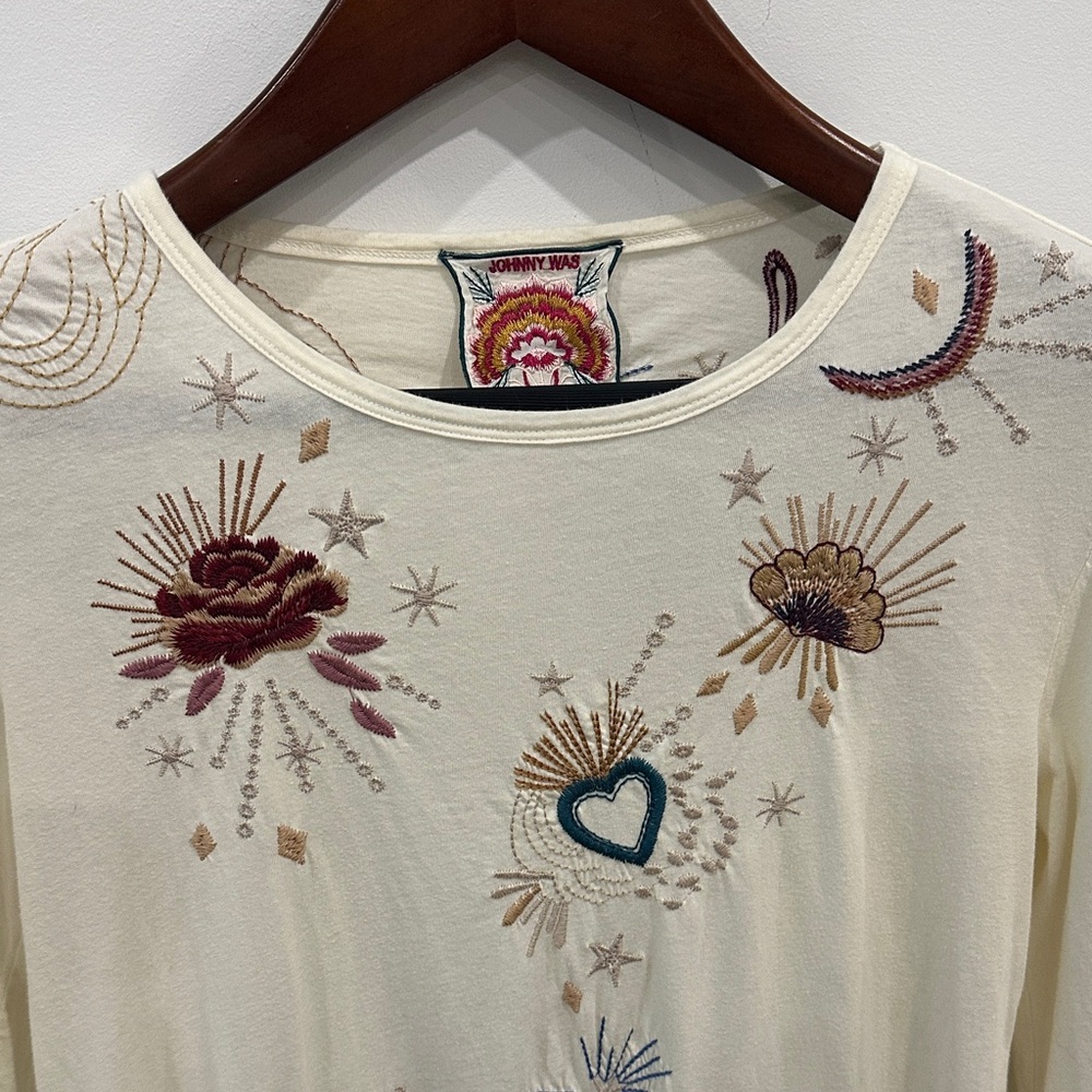 Victoria Puff Sleeve Tee by Johnny Was - Picture 2 of 10